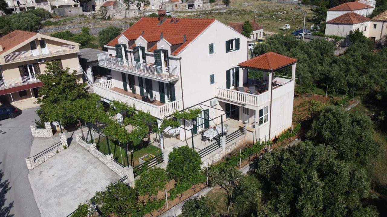 Apartments Kola Banići Eksteriør bilde