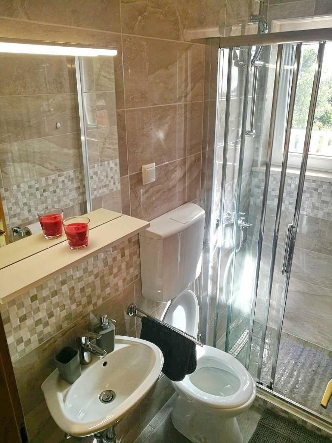 Apartments Kola Banići Eksteriør bilde